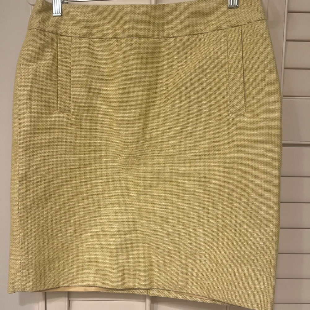 NWOT Banana Republic Skirt
